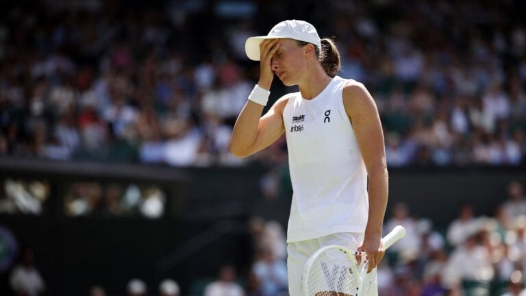 Swiatek et Rybakina éliminées au 3e tour, De Minaur et Zverev avancent sans difficulté à Wimbledon