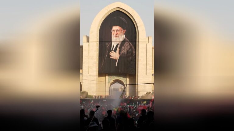 Funérailles d’Ali Khamenei : des Iraniens expriment leur colère et leur désir de vengeance.