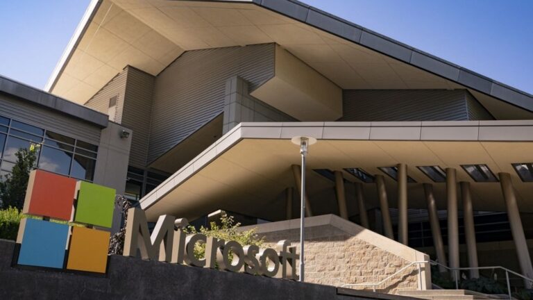Microsoft supprime 4 800 postes en raison de la mauvaise performance de son activité jeux vidéo.