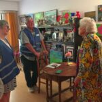 Au Pays basque, la Brigade fraîcheur aide les seniors face à la canicule et à l’isolement.