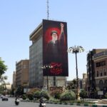 Les États-Unis intensifient leurs frappes contre l&rsquo;Iran après des attaques maritimes dans le détroit d&rsquo;Ormuz.