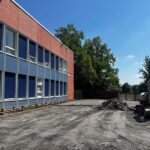 Les écoles remplacent le bitume par des îlots de fraîcheur pour améliorer les cours de récréation.
