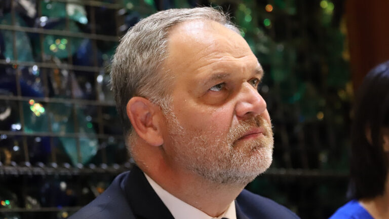 La CGT conteste la nomination de François-Noël Buffet au poste de Défenseur des droits à Lyon