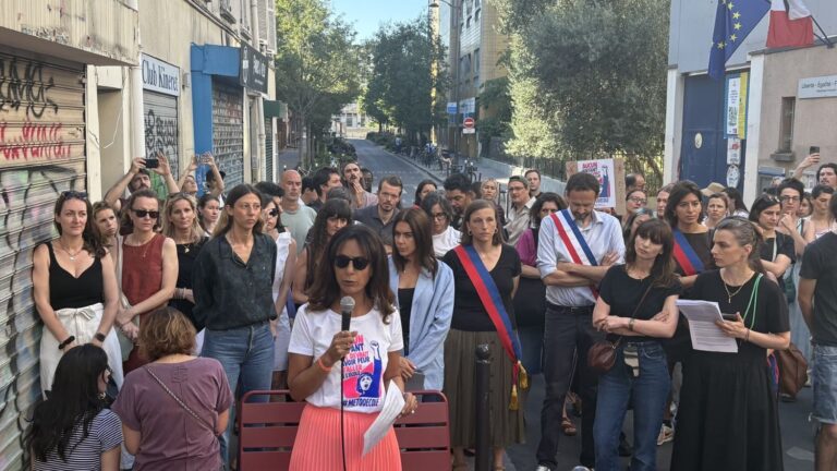 Violences sexuelles dans le périscolaire à Paris : familles dénoncent la relaxe d’un animateur.
