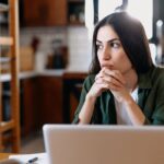 Des candidats disparaissent sans explication lors des recrutements dans le secteur technologique.