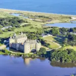 Suscinio, représentant la Bretagne, participera à « Monument préféré des Français »