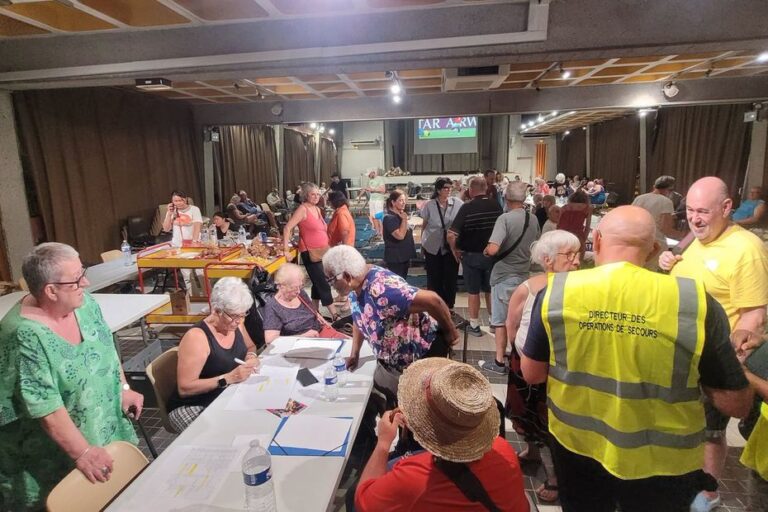 Incendie à Trévillach : évacuations en cours et solidarité dans les Pyrénées-Orientales