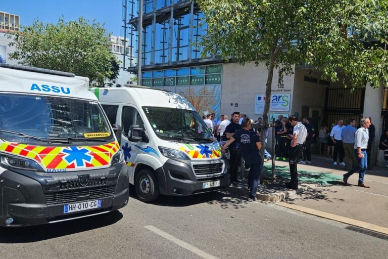 Augmentation des coûts pour 250 ambulances en opération escargot à Marseille, recettes stagnantes