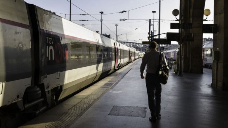 SNCF annonce aucune annulation de TGV pour le week-end du 14-Juillet avec 1,9 million de voyageurs.