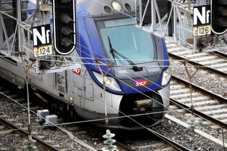 Panne d’un train sur la Côte d’Azur : un syndicaliste SNCF confirme un déraillement.