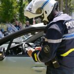 Un conseiller municipal poursuivi en justice après avoir insulté le chef de la police pour un PV.
