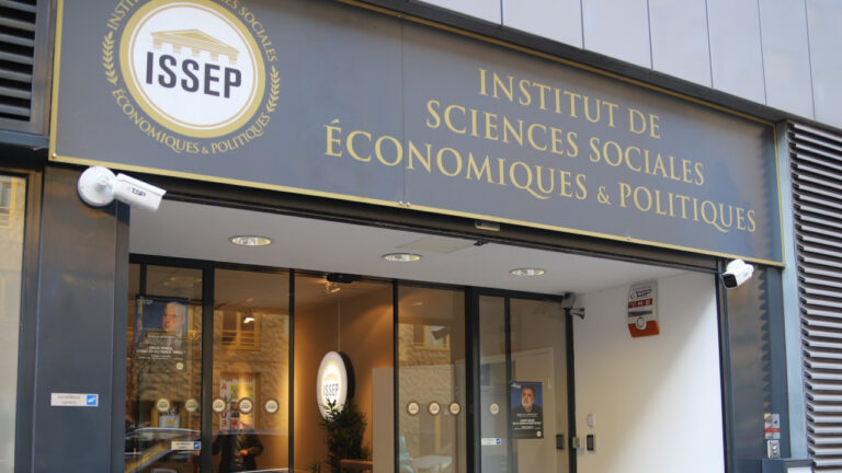 L’ISSEP de Marion Maréchal ferme son site de Confluence à Lyon définitivement.