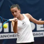 Clara Burel remporte sa première victoire sur le circuit principal depuis avril.