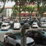 Collioure, village préféré des Français, confronté à des problèmes de circulation et stationnement.