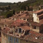 Sécheresse : des communes du Var suspendent la construction de logements.