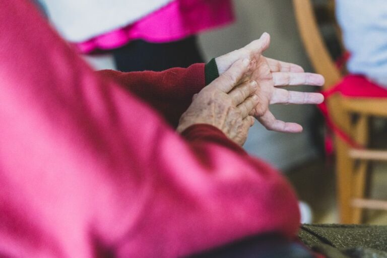 Gray : familles alertent sur l’absence de médecin coordinateur dans un Ehpad depuis trois mois.