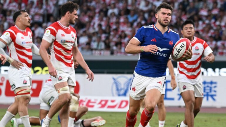 Le XV de France bat le Japon lors de la troisième journée du Championnat des nations.
