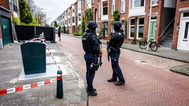 Laboratoire clandestin de drogues découvert à La Haye, des dizaines de logements évacués