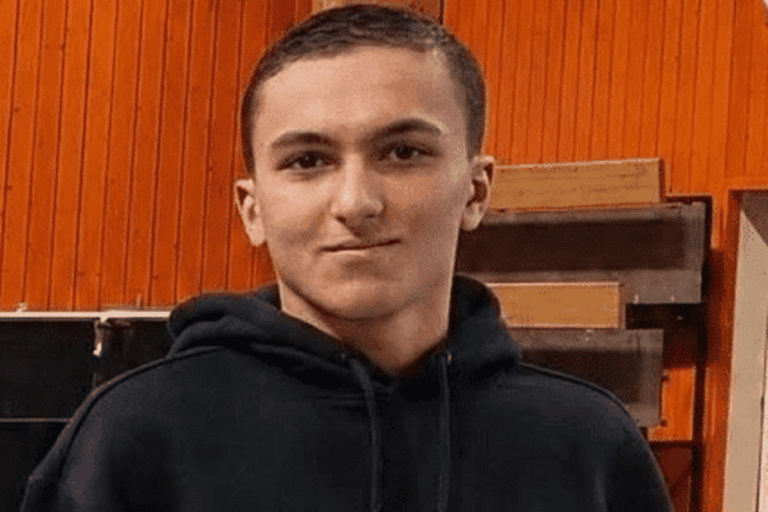Suicide de Joris, 21 ans : sa famille dénonce un harcèlement raciste et appelle à témoins.