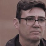 Andy Burnham, candidat potentiel au poste de Premier ministre britannique, se présente.