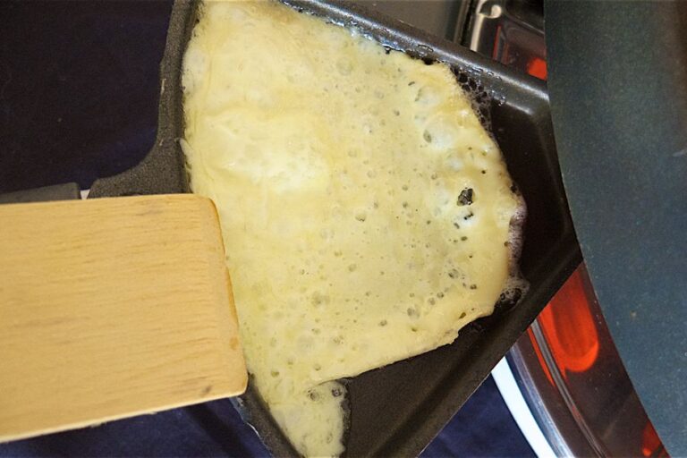 Raclette contaminée par la Listeria en Suisse : un décès malgré la conformité du fromage