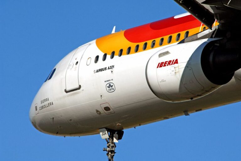 Collision évitée entre un Airbus et un Boeing à 11 000 mètres d’altitude.