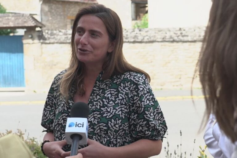 Marine Tondelier appelle à un lien social fort lors de sa tournée dans l’Oise pour la gauche.
