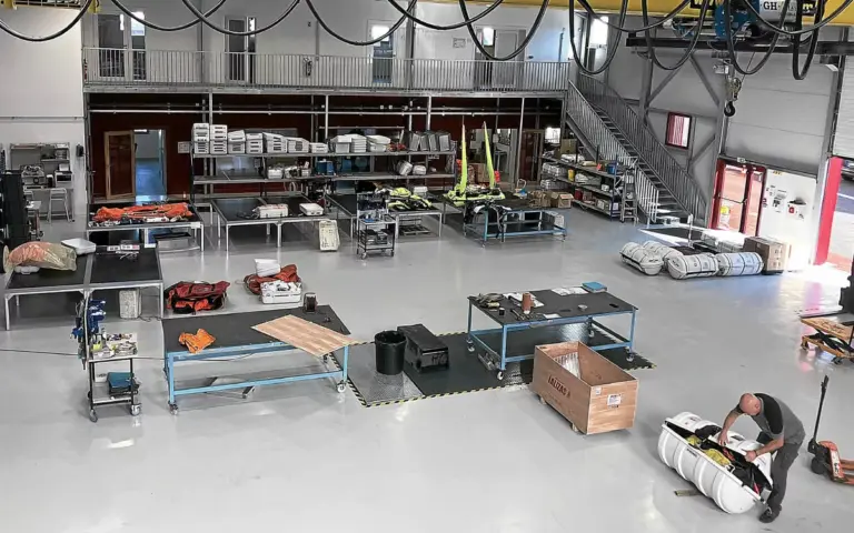 Ouest Sécurité Marine établit son nouveau centre technique à Lorient, renforçant sa présence locale.