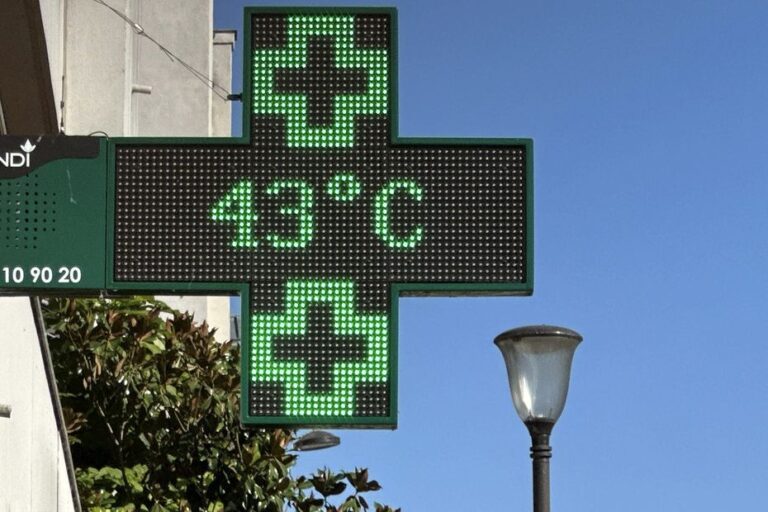 Canicule en région Paca : températures dépassant 38° à l’ombre, des conséquences sur la santé publique.