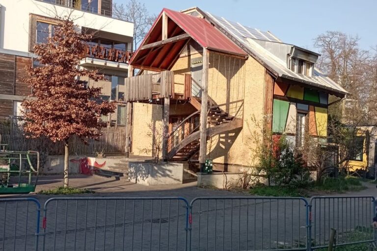 Incendie à la Maison citoyenne de Strasbourg : appel aux dons pour la reconstruction