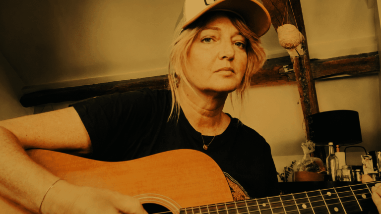 Les chanteuses explorent la géographie de l’au-delà dans « Autour de Lucie » sur Franceinfo
