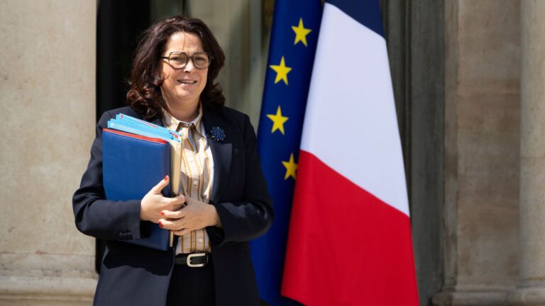 La France crée un Observatoire sur l’intersexuation et l’identité dans le sport pour guider les politiques publiques.