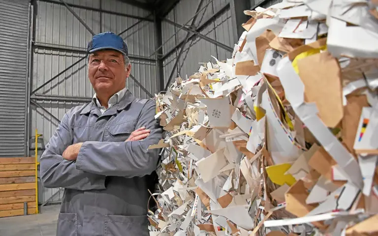 Évellys réduit sa consommation d’eau de 40 % grâce aux emballages recyclés.