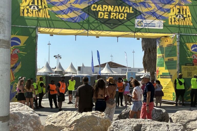 Le Delta Festival confronté à des accusations de violences sexuelles : réactions des festivaliers.