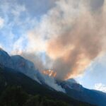 Feu de forêt dans les Hautes-Alpes : le risque d&rsquo;éboulements identifié en raison de la fragilisation de la montagne.