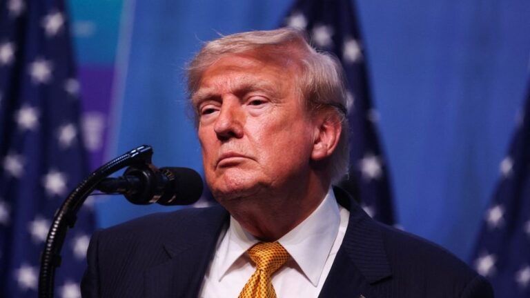 L’UE confrontée à des conséquences financières après l’amende record infligée à Google, avertit Trump