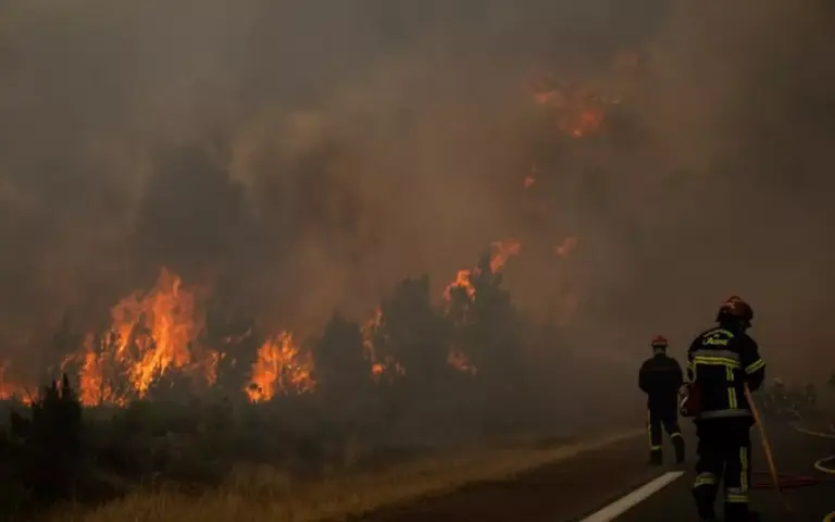 Incendies en Gironde : 55 000 nouvelles évacuations annoncées, situation critique maintenue.