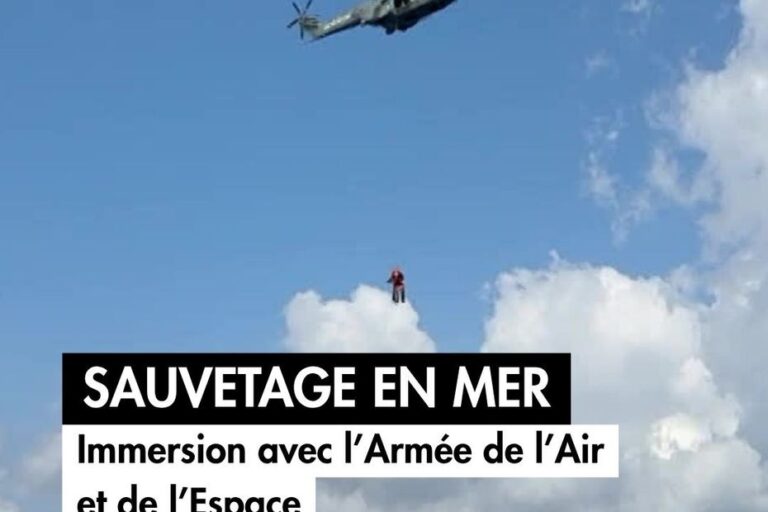 Sauvetage en mer : l’Armée de l’Air et de l’Espace intervient pour secourir des naufragés.