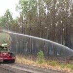 Disparition d&rsquo;une forêt : les agriculteurs soutiennent les pompiers en France