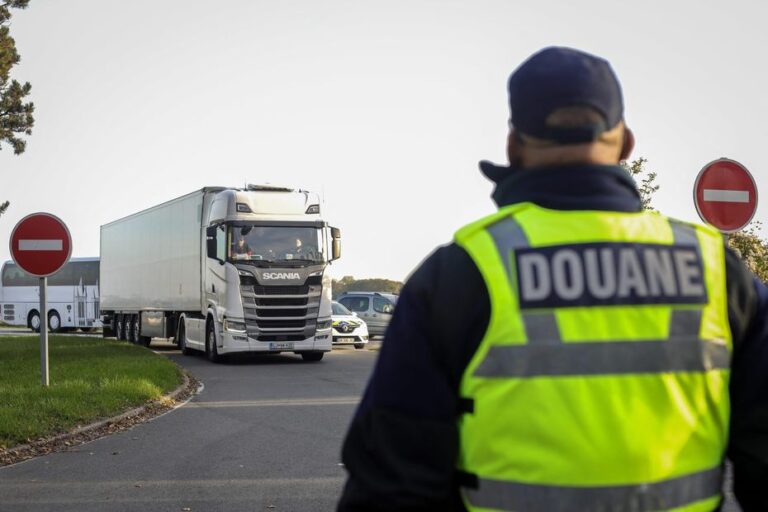 Saisie de 165 kilos de cocaïne par la douane dans un camion en Saône-et-Loire.