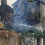Un homme de 30 ans gravement blessé dans un incendie d&rsquo;immeuble, sauvé par des policiers.