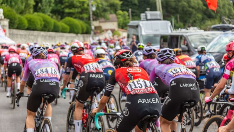 Decathlon CMA CGM annonce le lancement d’une équipe féminine de cyclisme en 2027.