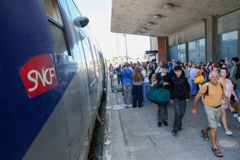 Grève surprise à la SNCF : trafic perturbé entre Paris et la Normandie ce week-end
