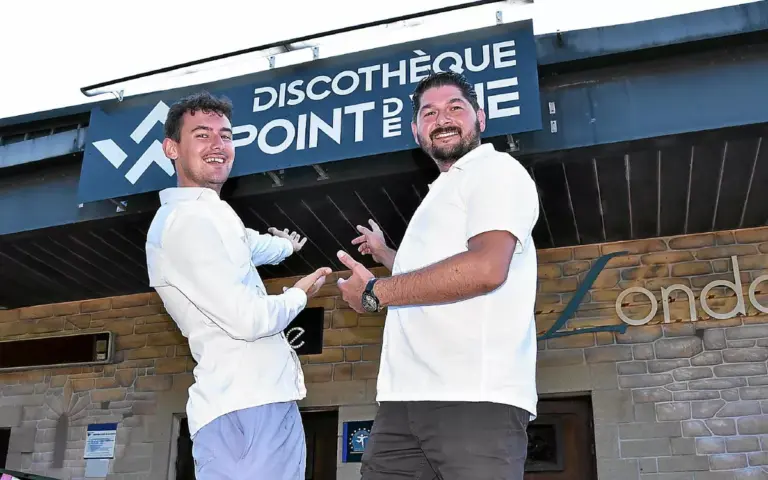 Nouveau Point de vue à Laz : Discothèque, restaurant et bar-tabac-PMU en plein essor.