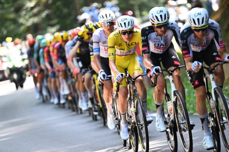 Le Tour de France enregistre des températures moyennes de 32° depuis le début.
