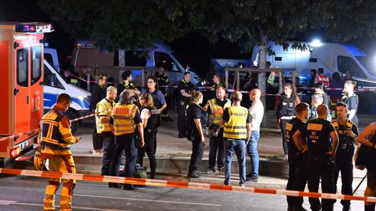 Attaque à la Marche des fiertés de Berlin : un suspect abattu par la police.