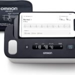 Omron Complete : Moniteur de pression artérielle et ECG validé cliniquement pour détection des arrêts cardiaques.