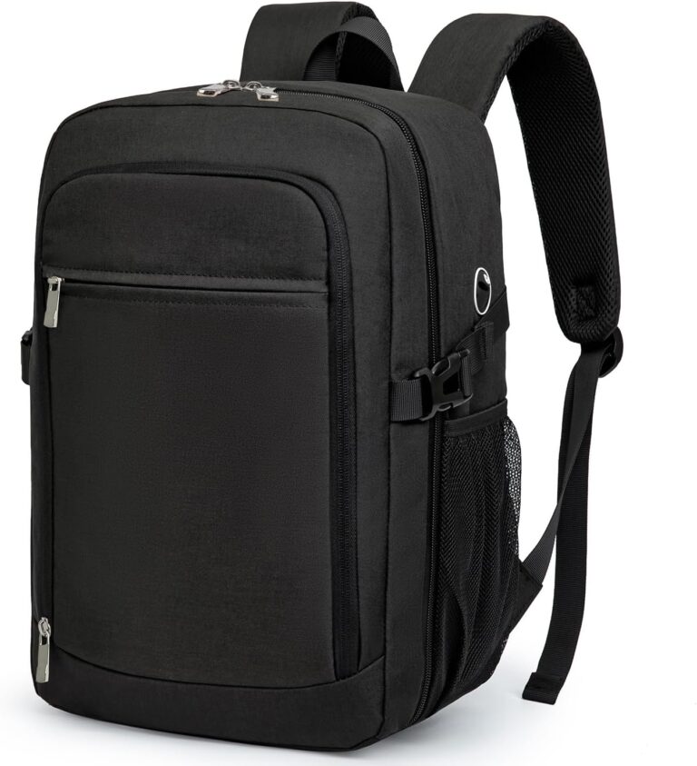 RuoSien propose un sac à dos de cabine adapté aux specifications de Ryanair avec port USB et système anti-vol.