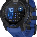 Garmin Instinct 3 : montre GPS intelligente AMOLED édition limitée, design robuste et bande bleue.