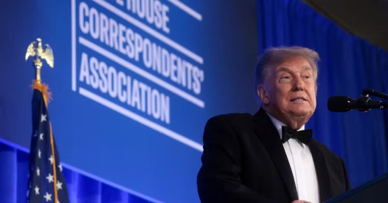 Trump qualifié de « barbant » lors du dîner des correspondants, reconnu pour son échec humoristique.